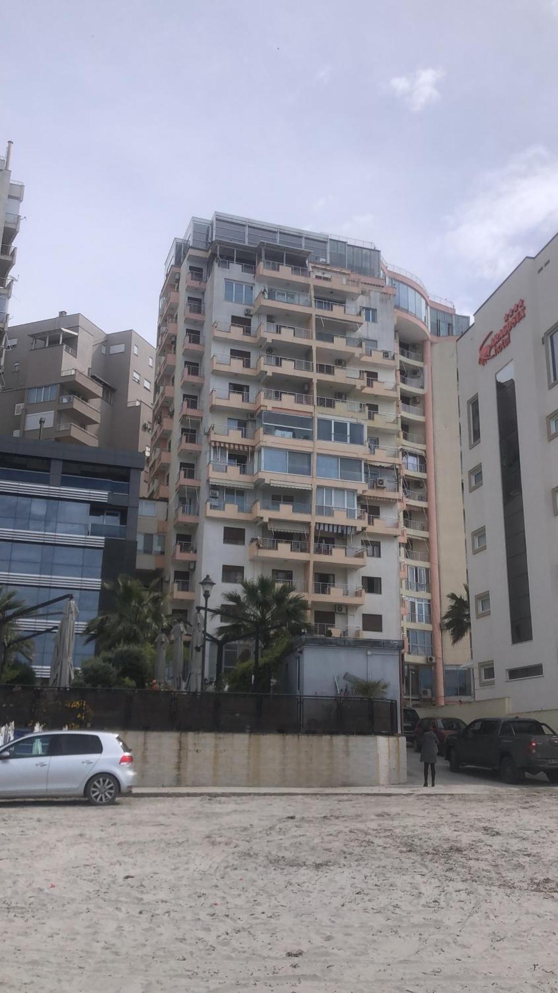 Апартаменти Vollga Seaview Дуррес