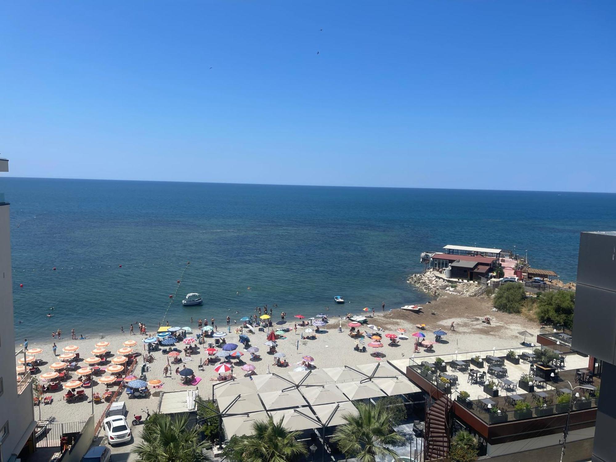 Vollga Seaview Апартаменти
