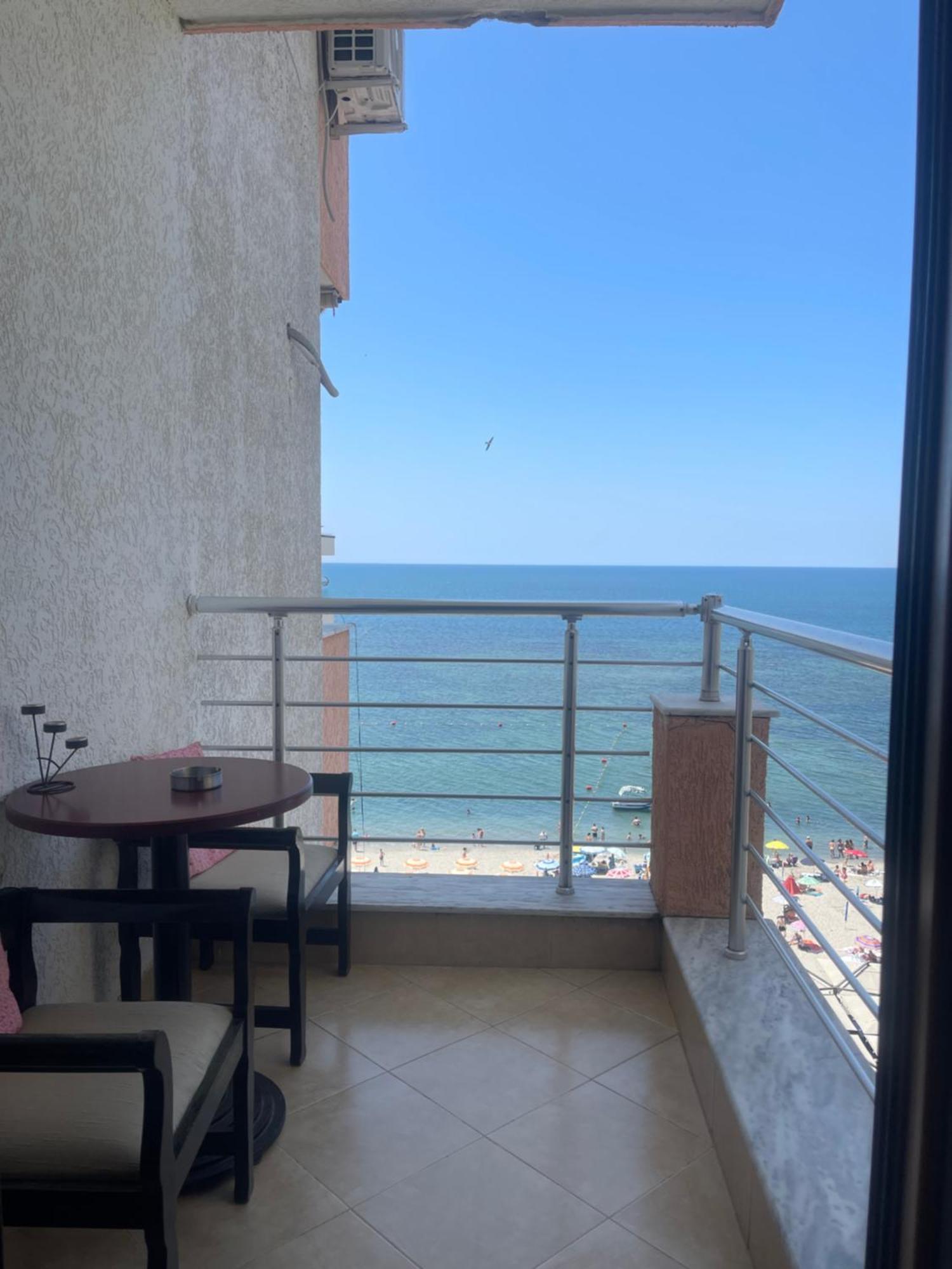 Vollga Seaview Апартаменти Дуррес